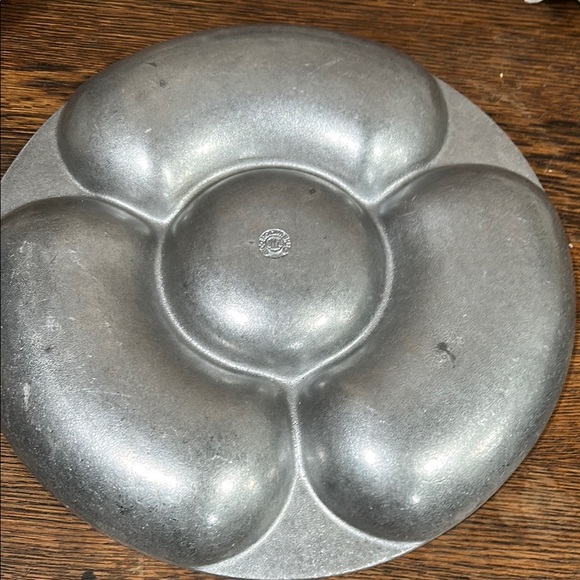 Wilton Armetale Silver‎ Divided Serving Tray - Picture 6 of 7
